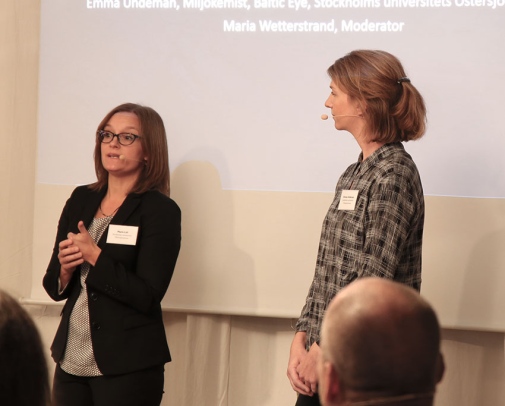 Marie Löf och Emma Undeman, miljögiftsforskare vid Östersjöcentrum